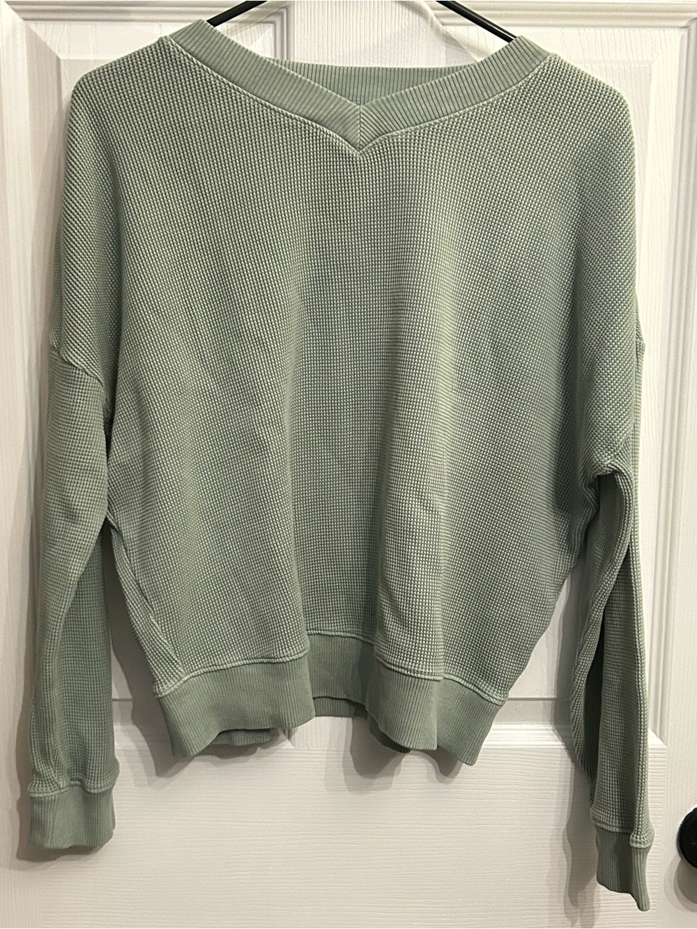 Madewell Sage Green Waffle V-Neck Pullover Top - Size L